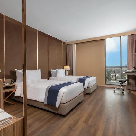Zayn Hotel Bangkok - Airport Link Access Екстер'єр фото