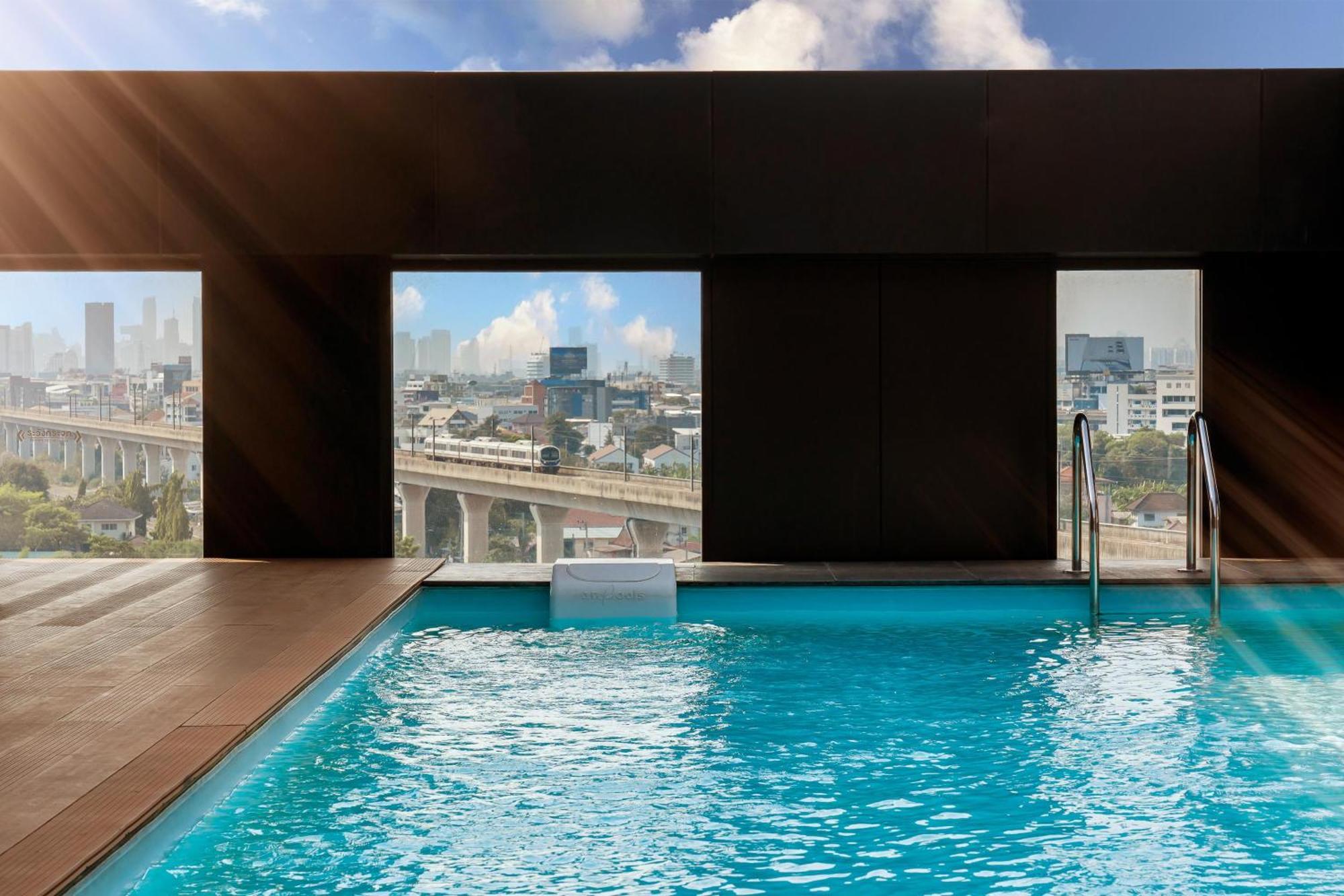 Zayn Hotel Bangkok - Airport Link Access Екстер'єр фото