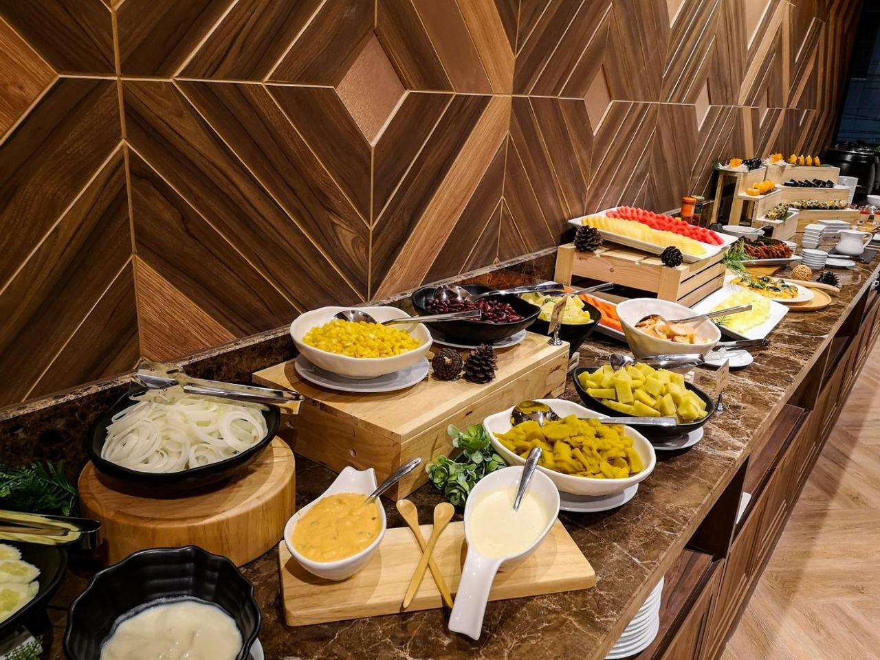 Zayn Hotel Bangkok - Airport Link Access Екстер'єр фото